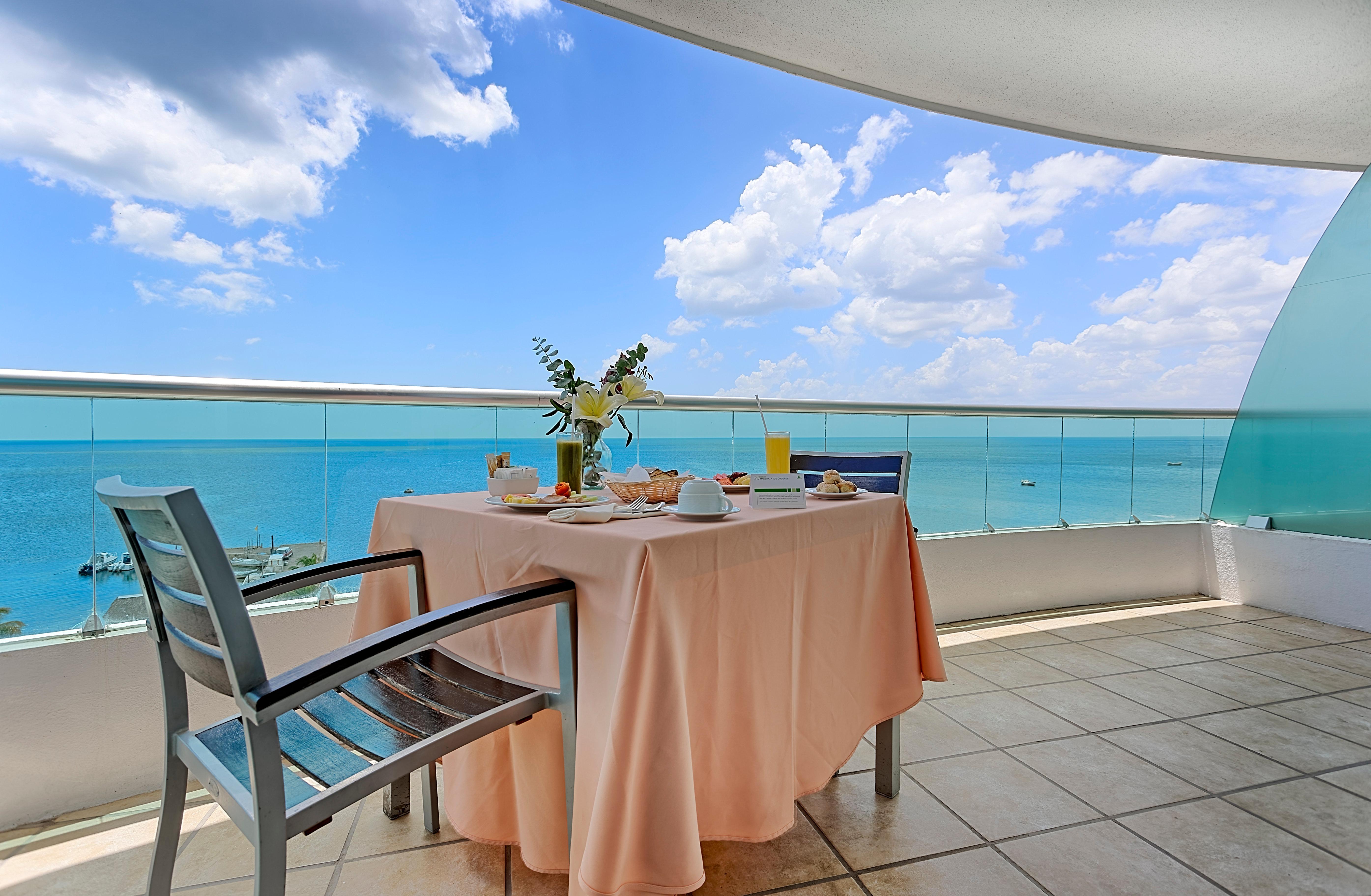 Holiday Inn Campeche By Ihg Bagian luar foto