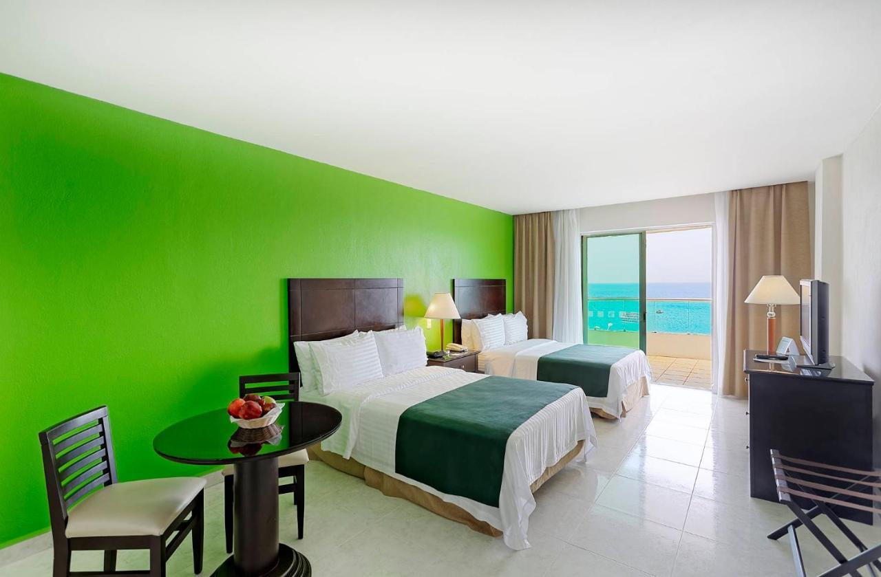 Holiday Inn Campeche By Ihg Bagian luar foto